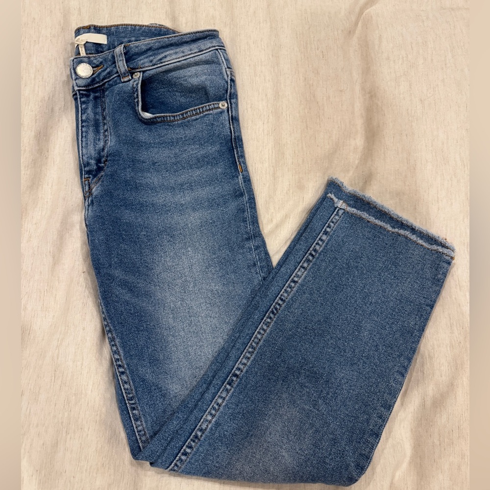 Maje cropped/ankle straight leg raw hem jeans
